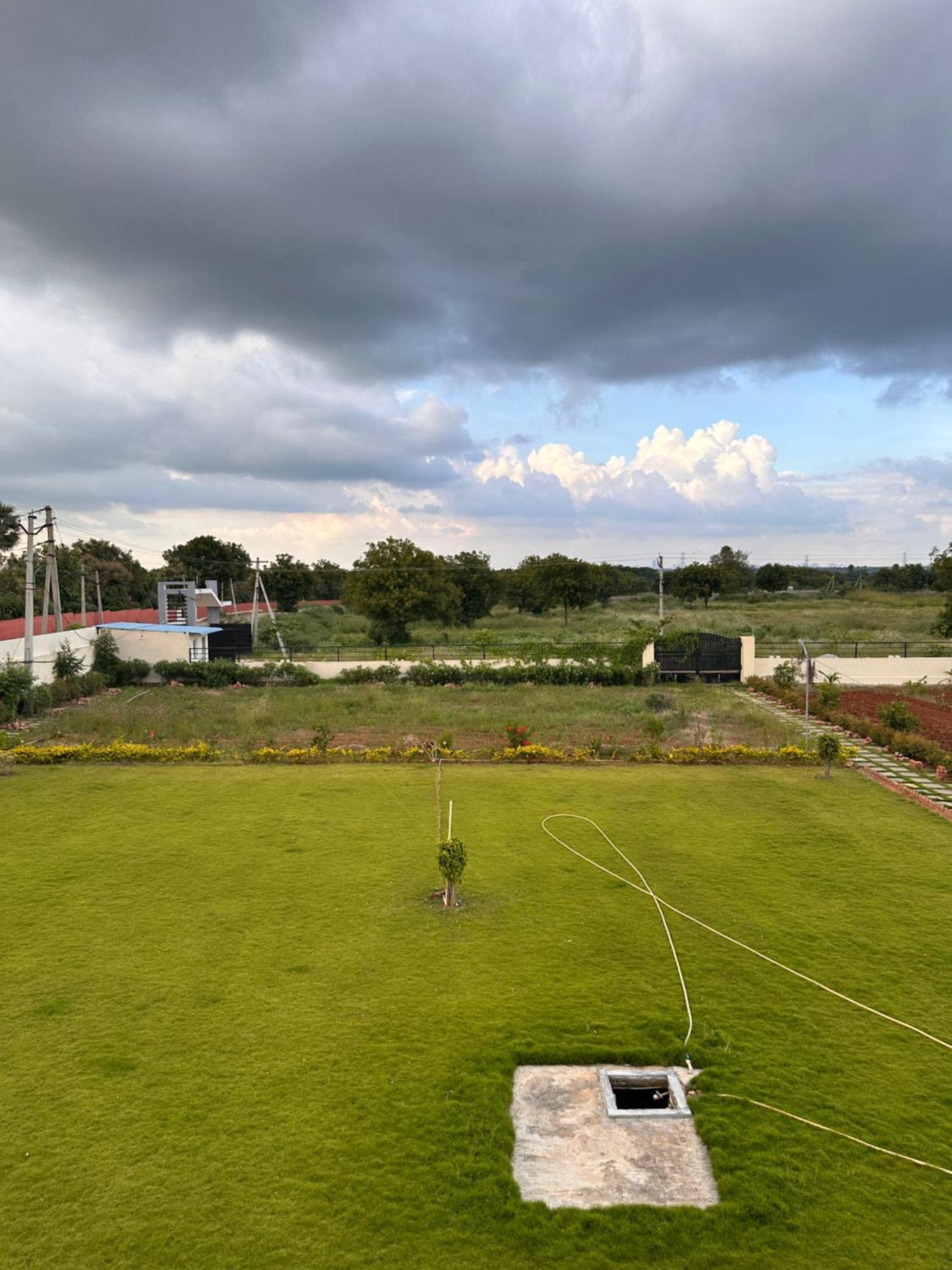 Pn Farm Villa 하이데라바드 외부 사진